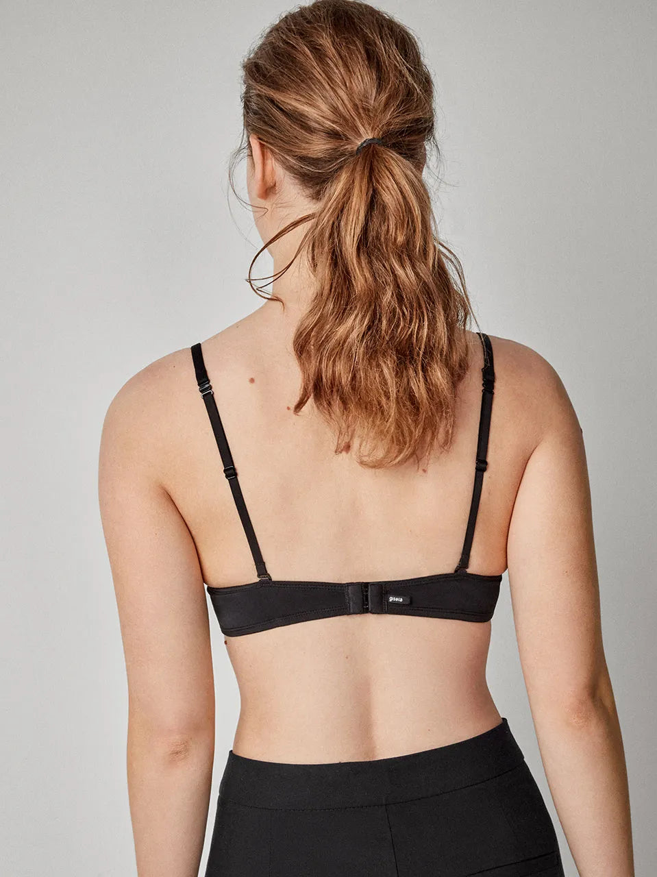 SUJETADOR PUSH UP +1 MULTIPOSICIÓN GISELA REF.1/0105